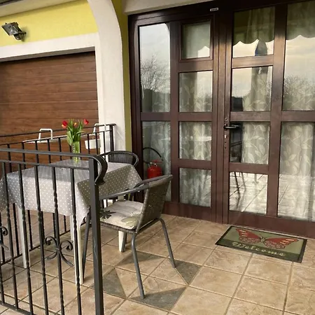 Sterna Apartman *