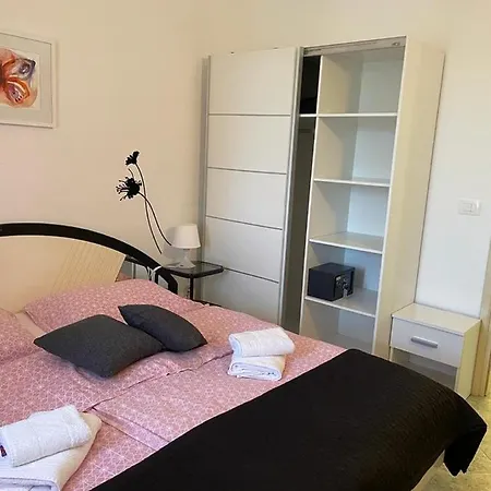 Sterna Apartman Groznjan